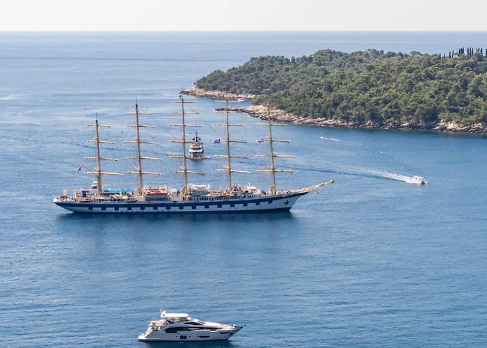 Luxury 2 Bd Ika Marie - Old Town With Jacuzzi And Parking Apartmán