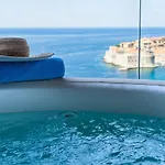 Luxury 2 Bd Ika Marie - Old Town With Jacuzzi And Parking Apartment