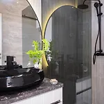 Luxury 2 Bd Ika Marie - Old Town With Jacuzzi And Parking Apartment