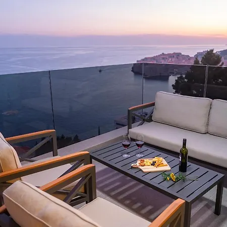 Luxury 2 Bd Ika Marie - Old Town With Jacuzzi&parking Apartament