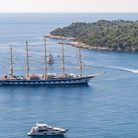 Luxury 2 Bd Ika Marie - Old Town With Jacuzzi&parking Apartament