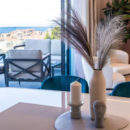 Luxury 2 Bd Ika Marie - Old Town With Jacuzzi And Parking *