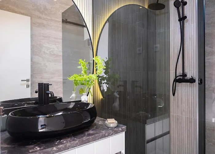 Luxury 2 Bd Ika Marie - Old Town With Jacuzzi And Parking Lejlighed