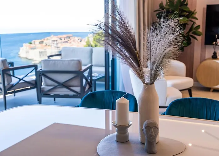 Luxury 2 Bd Ika Marie - Old Town With Jacuzzi And Parking *